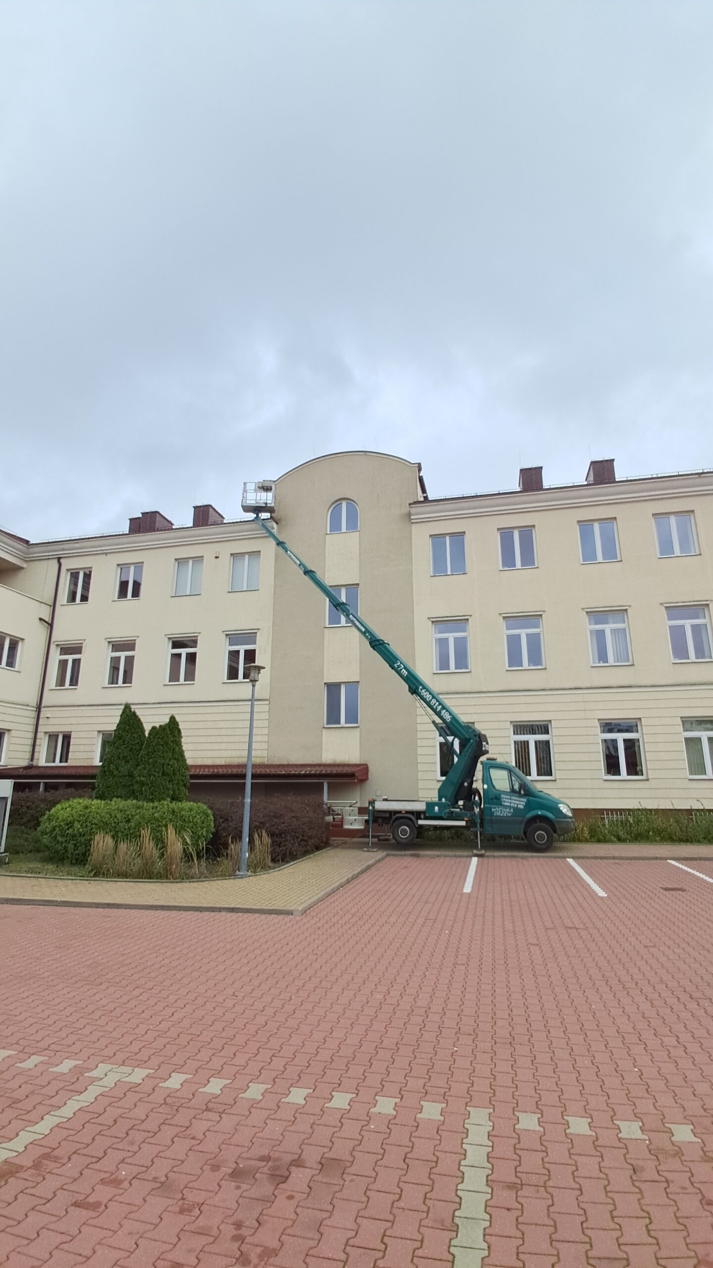 Realizacja usług dźwigowych w Płońsku i okolicach