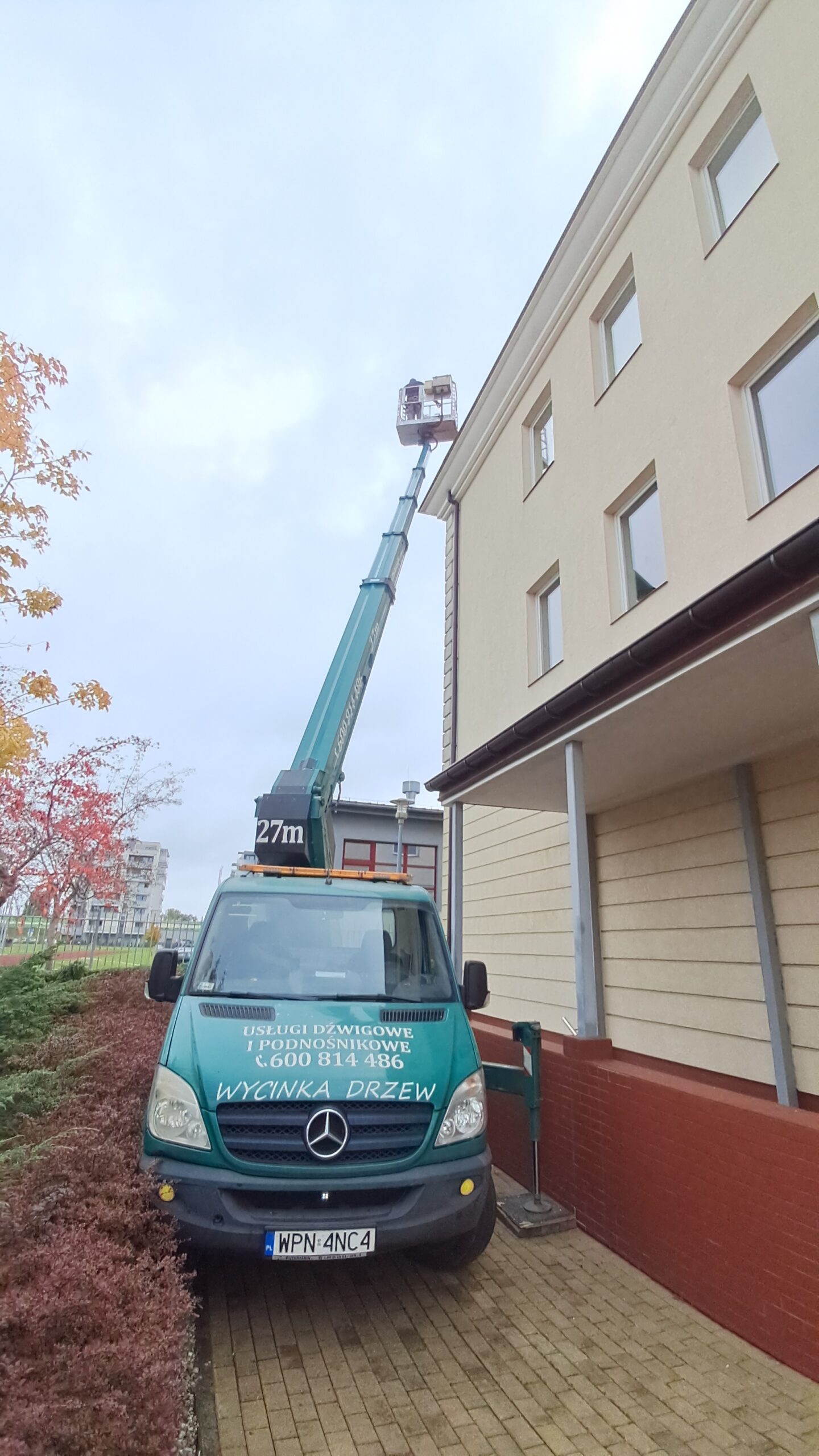 Realizacja usług dźwigowych w Płońsku i okolicach